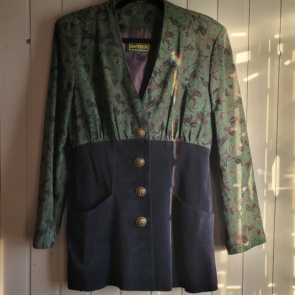 VINTAGE DANIER 100% Leather Petty Coat - Picture 1 of 11